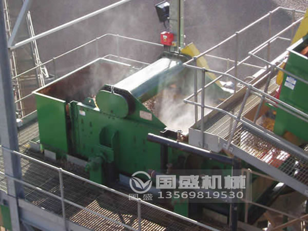2020環(huán)(huán)保脫水振動(dòng)(dòng)篩